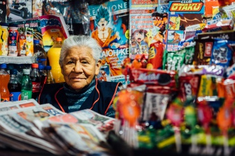 Marchande de kiosque à Lima